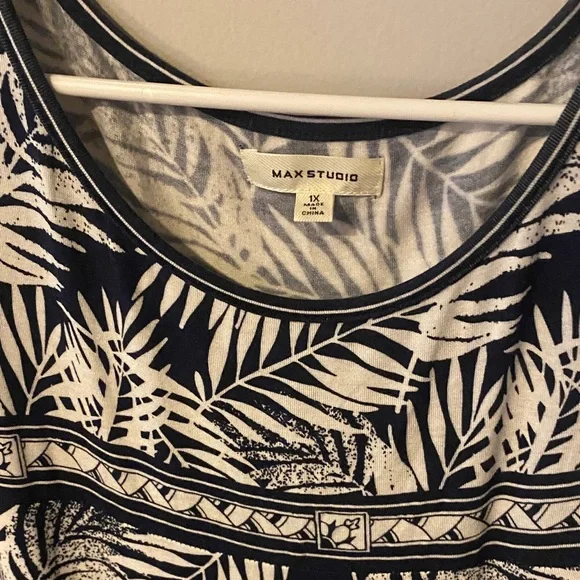 Max Studio Black and Cream Leaf Pattern Midi Dress - Picture 2 of 3